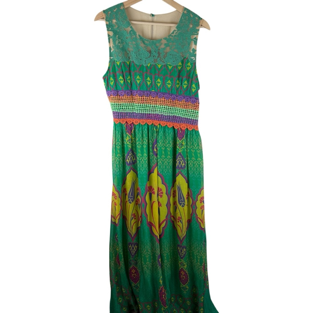 HEMANT & NANDITA Green and Yellow Printed Maxi Dress - Picture 3 of 13